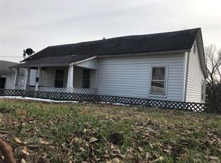 212 Hardy St, De Soto, MO 63020