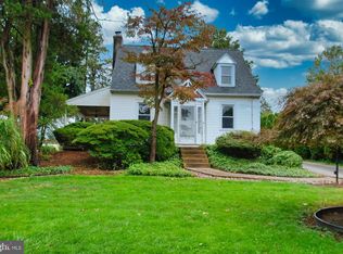 40 Orchard Ln, Norristown, PA 19403