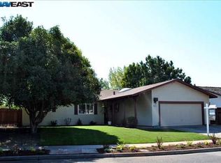 38403 Jacaranda Dr, Newark, CA 94560