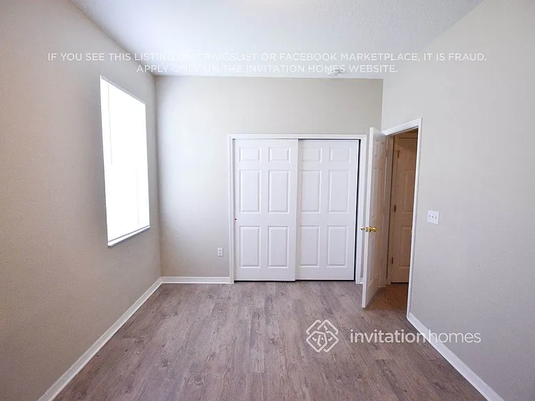 6860 Lake Eaglebrooke Dr — Photo 7