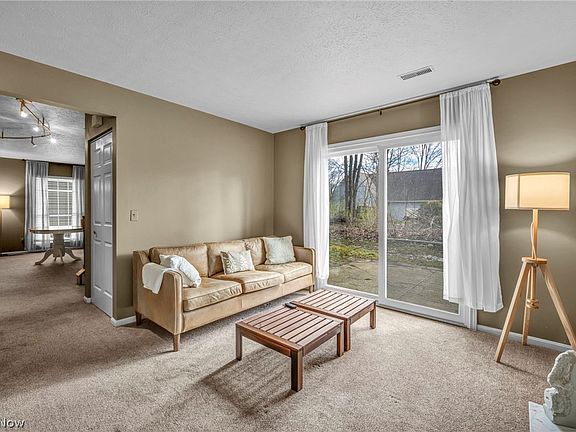 3rd image of 2210 Pine Tree Ln #23