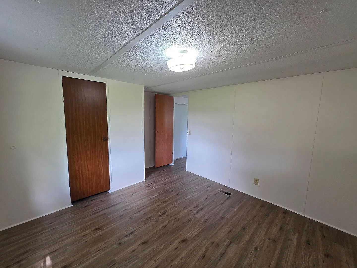 2188 SE 126th Way — Photo 4
