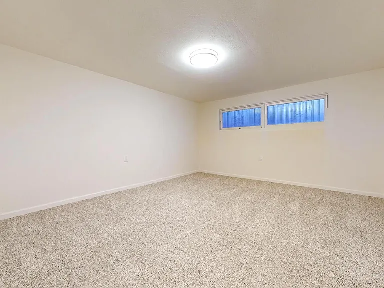 31 Crestline Ave — Photo 17