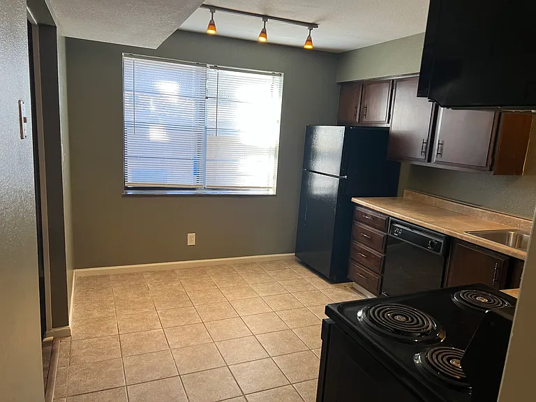 Dining area in kitchen