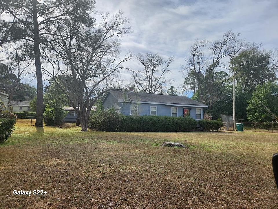 2nd image of 1714 Highland Ave