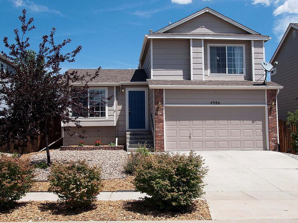 Wonderfully xeriscaped 3 bed