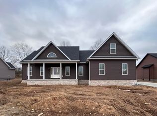 109 Stonegate Dr, Danville, KY 40422