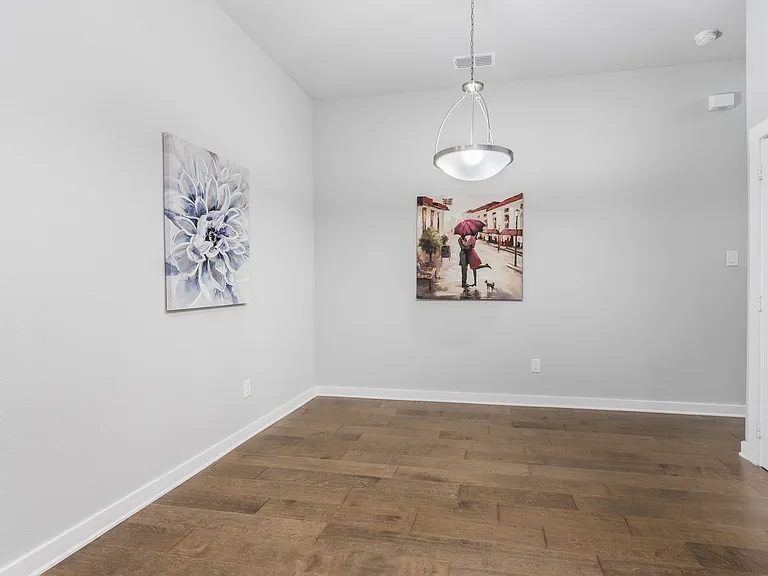 5871 Rivendell Dr — Photo 22