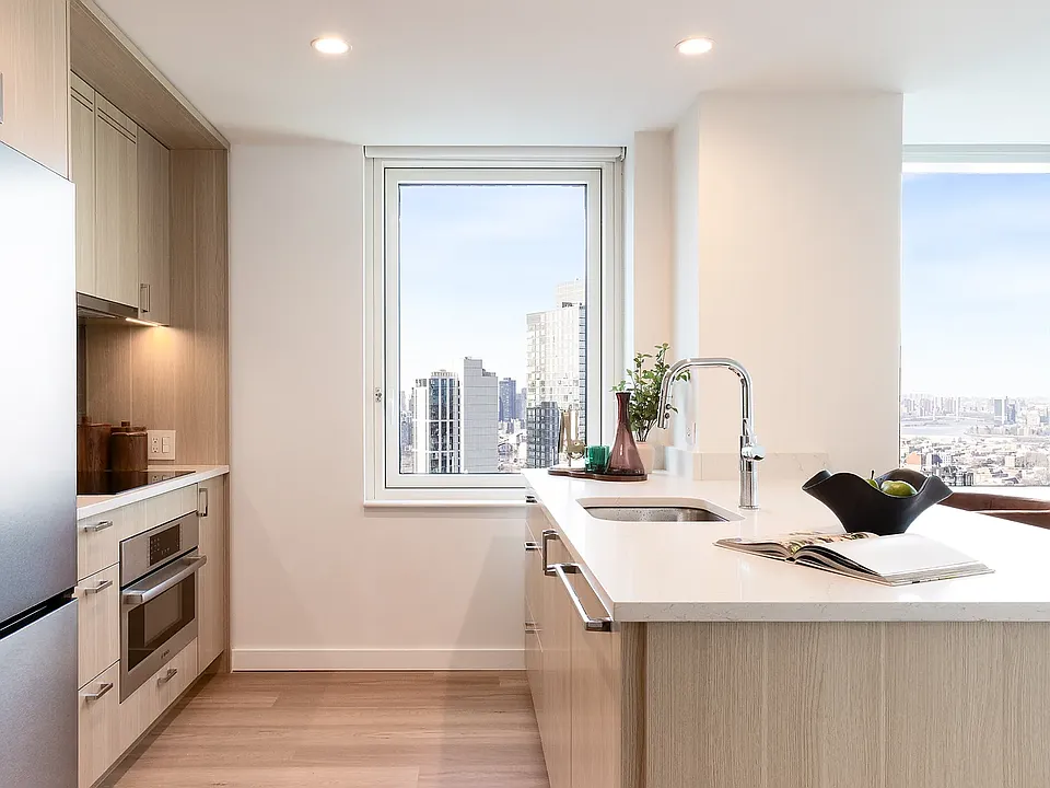 26-38 Jackson Ave #24D