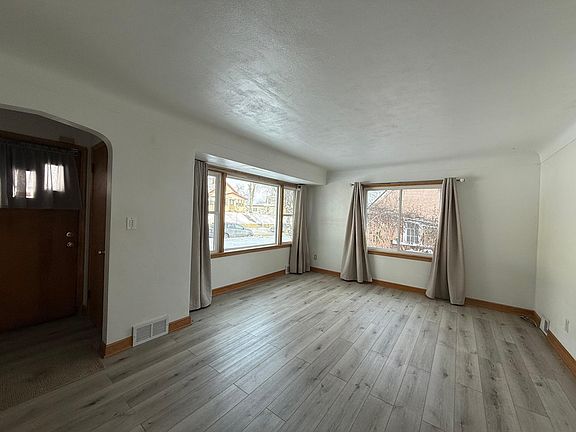 4th image of 1862 Ames Ave