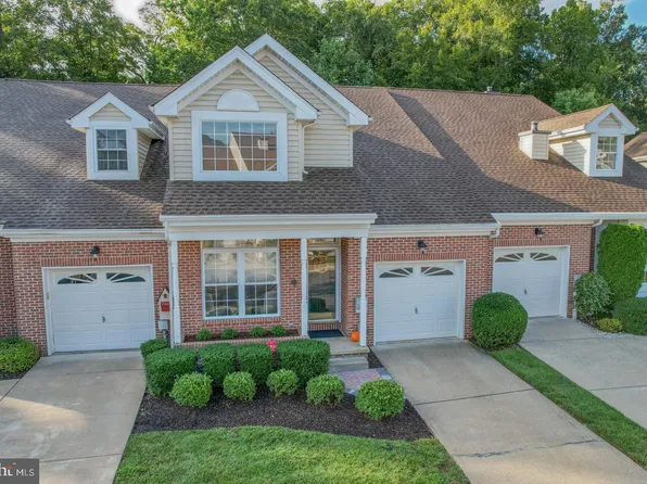 113 Victoria Falls Ln, Wilmington, DE 19808