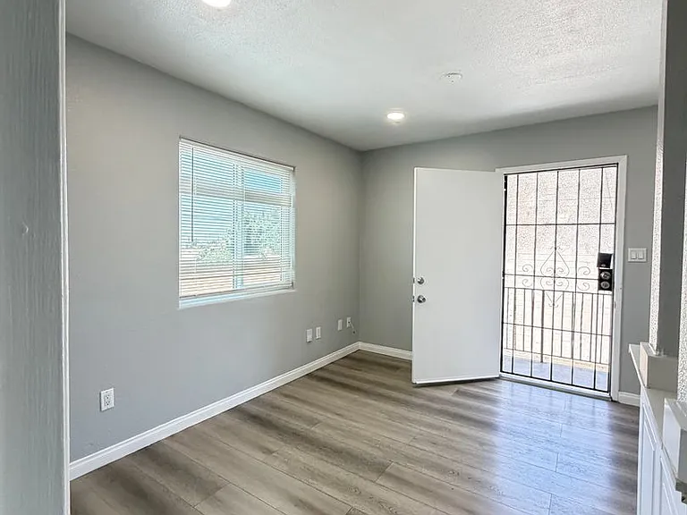 1704-08 D Ave, National City, CA 91950 — Photo 3