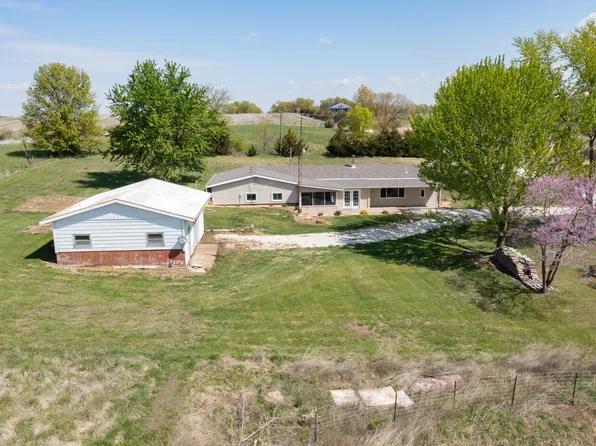 1161 County Road 1192, Huntsville, MO 65259