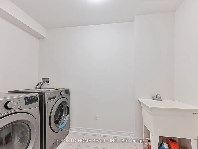 113 Mumbai Dr — Photo 7