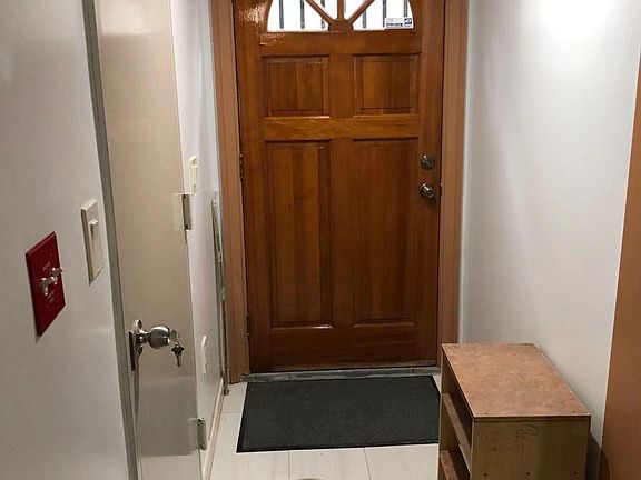 2nd image of 40 Kensington Ave #1