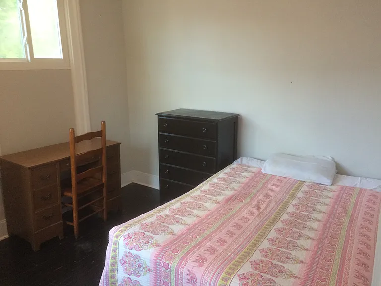 125 Farm St #2 — Photo 15