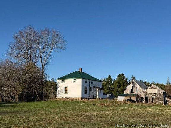 2nd image of 370 Cherryvale Rd