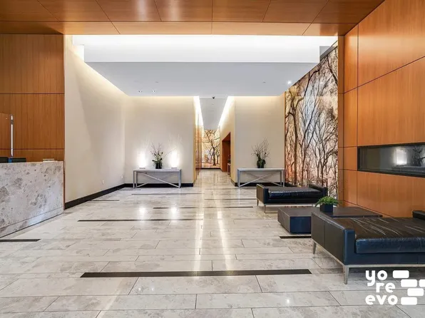 333 East 91st Street image 18 of 19