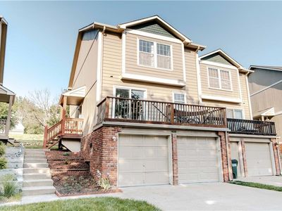 1420 Anthony Michael Dr, Lawrence, KS, 66049