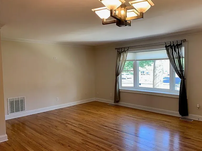 265 Glendale Ave #E2 — Photo 7