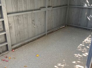 15324 Vanowen St #6, Van Nuys, CA 91406