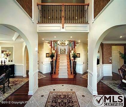 2 story foyer