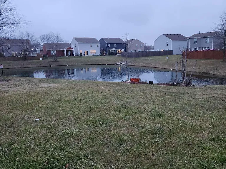 1626 Carriage Cir — Photo 12