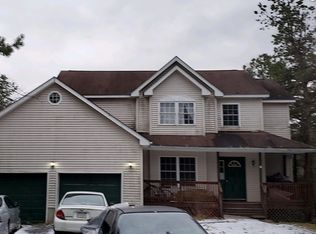 148 Lower Deer Lake Ct, Long Pond, PA