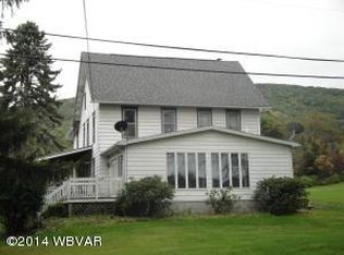 30 Thomas Ln, Jersey Shore, PA 17740