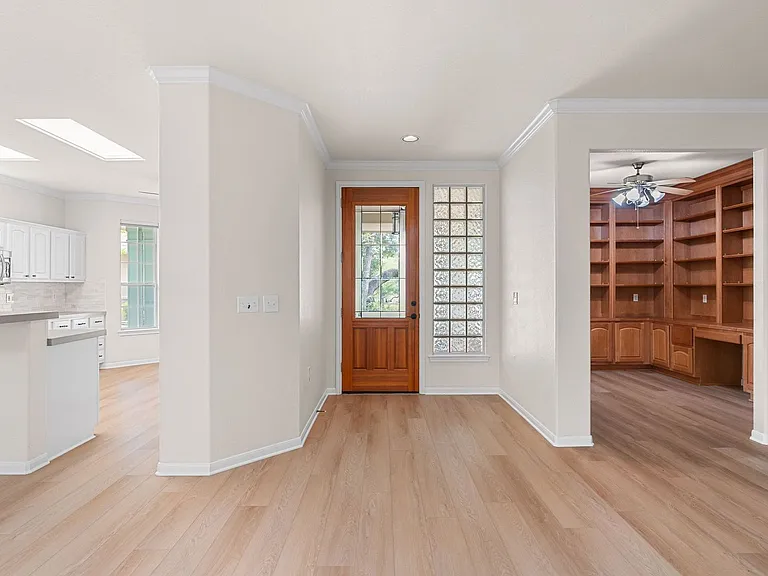 104 Bronco Cir — Photo 10