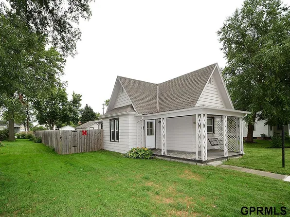 608 5th St, Milford, NE 68405