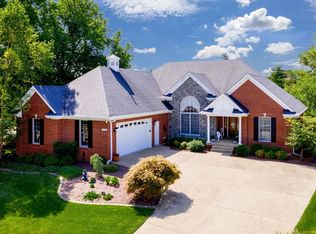 1602 Mahogany Run Dr, La Grange, KY 40031