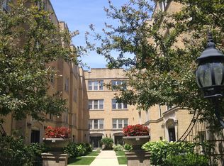 1118-28 E Hyde Park #2S, Chicago, IL 60615