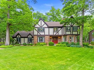 12300 N Woodridge Ct, Dunlap, IL 61525