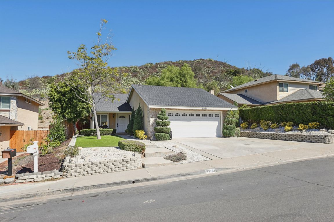 Valleymont Rd-S2510-001.jpg