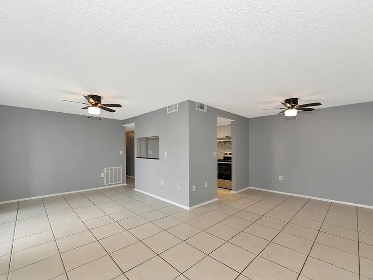 5026 Water Oak Dr #109 — Photo 8