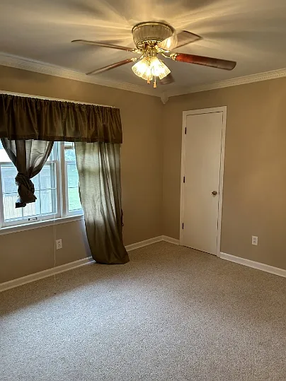 106 Sherwood Dr — Photo 10