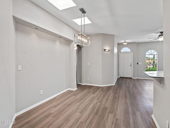 5th image of 1271 W Calle Macillo