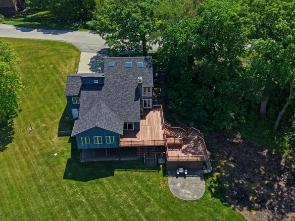 1803 Cassandra Ln, McHenry, IL 60051