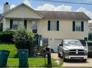 120 Monroe St, Radcliff, KY 40160