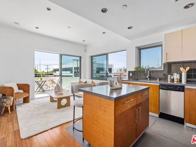 1700 Sawtelle Blvd APT 321, Los Angeles, CA, 90025