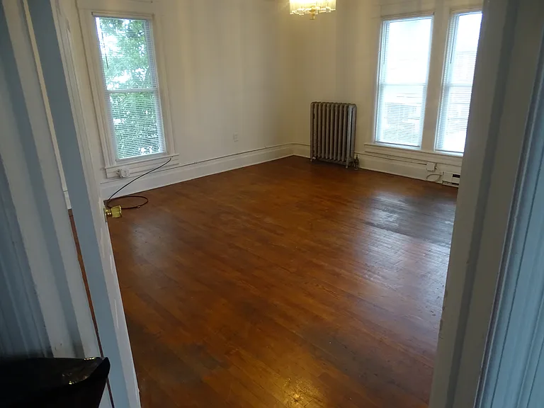 435B Winchester Ave — Photo 31