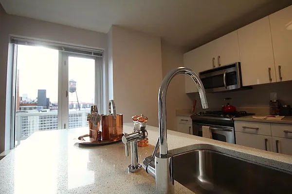 Rented by Maz Group NY | media 2