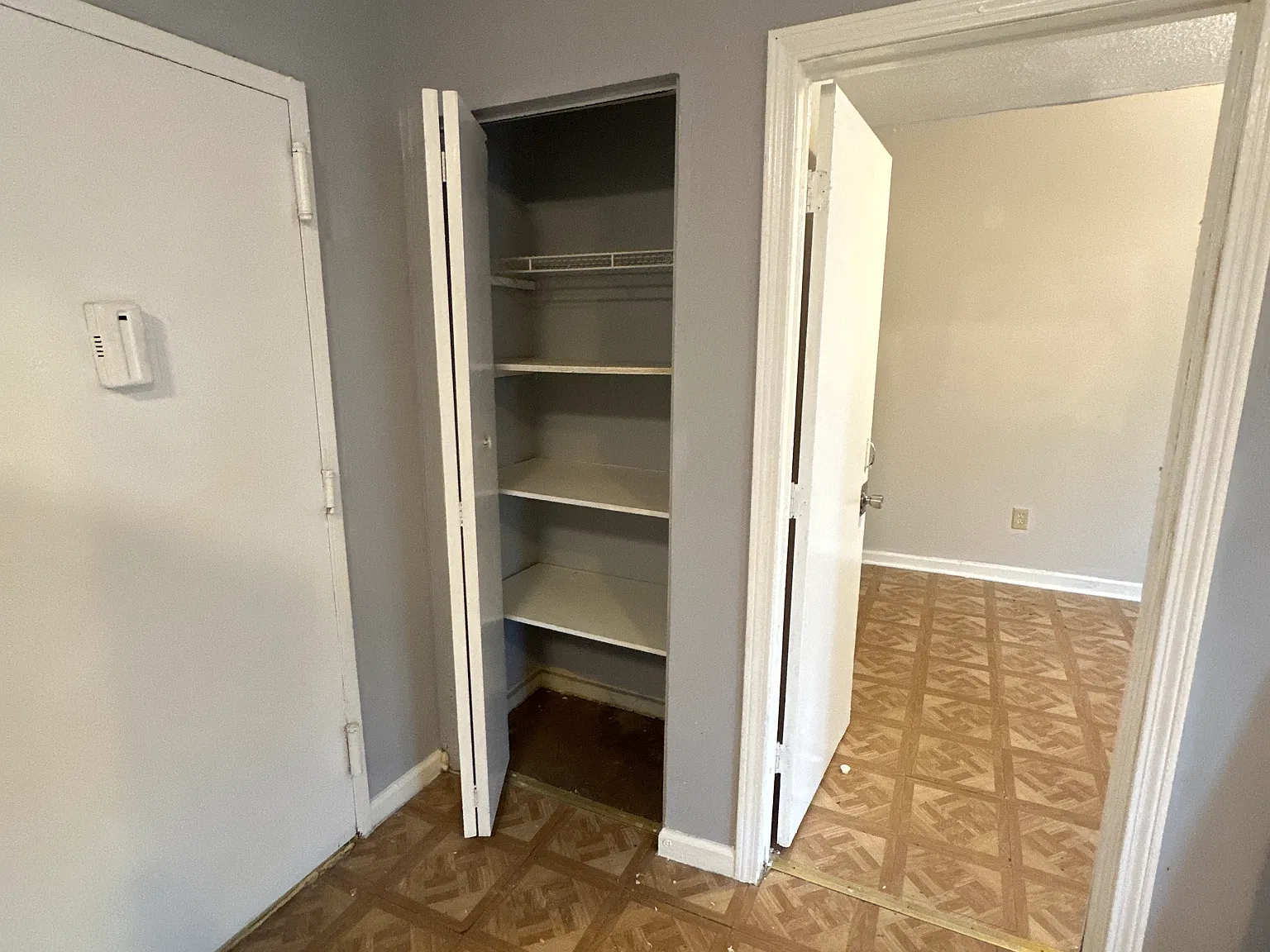 2 bed, 1100 sqft, $1,249 — Photo 4
