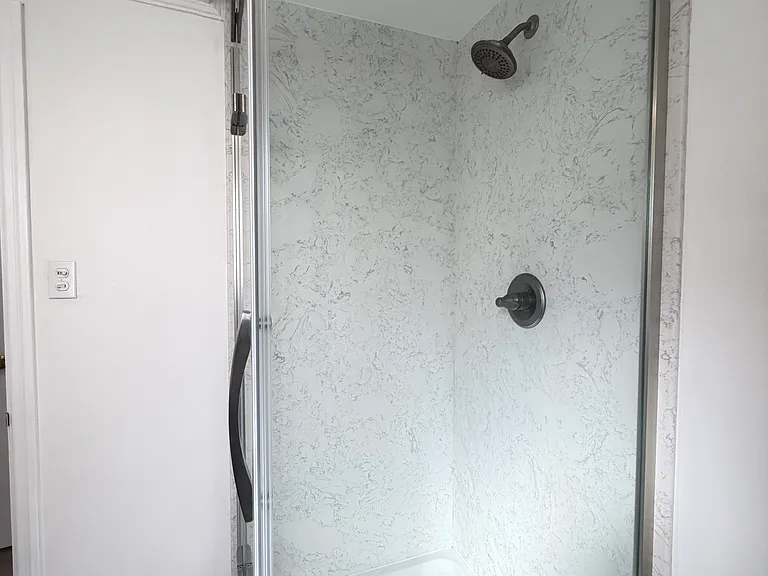 73 Cervantes Blvd #B — Photo 17