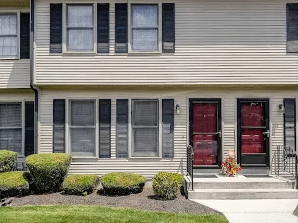 150 Hillside Rd APT 11, Westfield, MA 01085