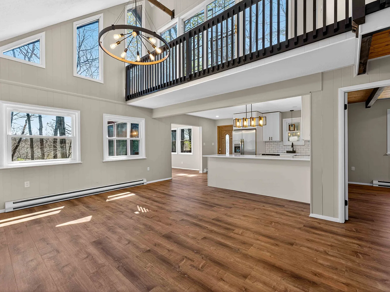 3 bed, 1134 sqft, $2,200 — Photo 3