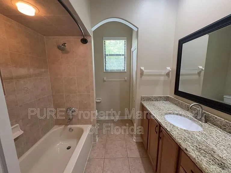 6 Heuchera Ct W — Photo 44