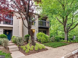 11608 Windbluff Ct, Reston, VA 20191