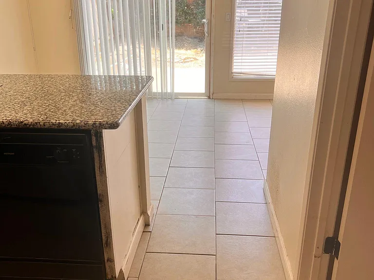 2643 Riverpine Ct — Photo 9